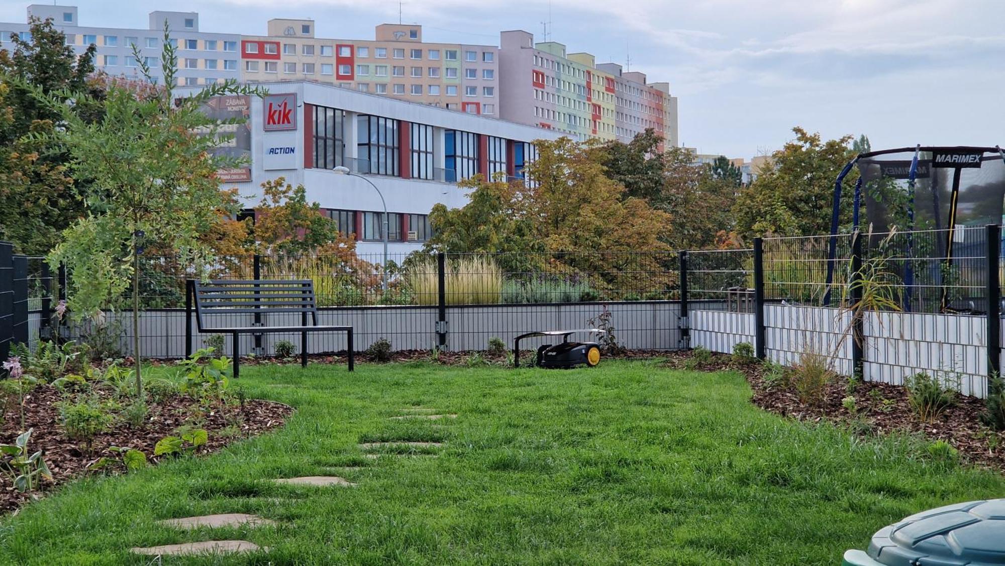 Beta Home - Garage, Air Condition, Garden, At Metro Prague Exterior photo